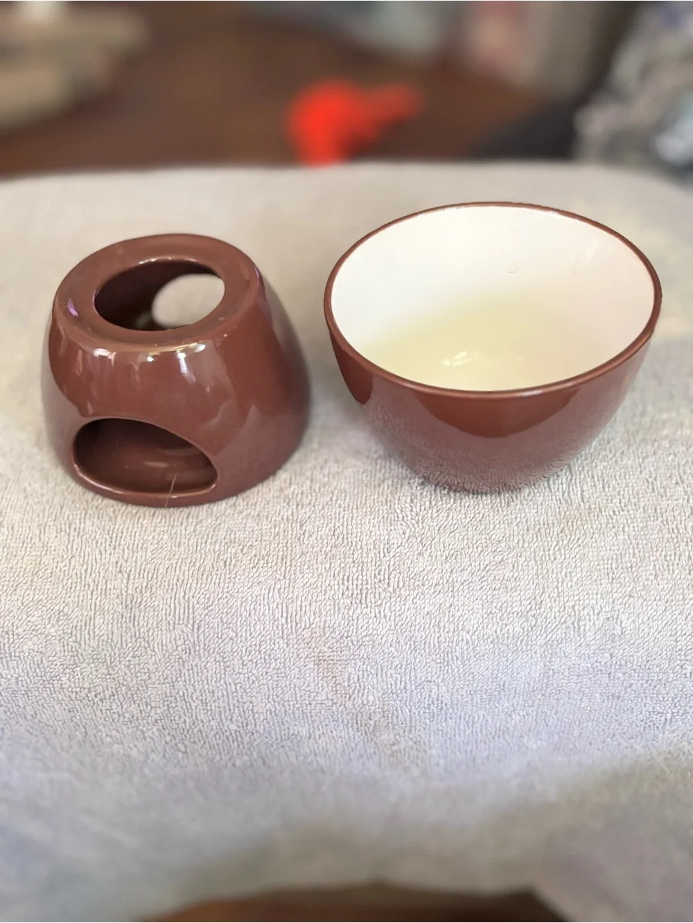 Kahlua brown ceramic chocolate fondue with a 'KAHLUA' logo